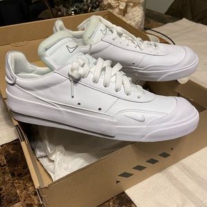 Nike NWT women’s 10- mens 8.5